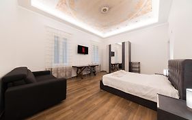New - Venturini Suites In Bologna Centre